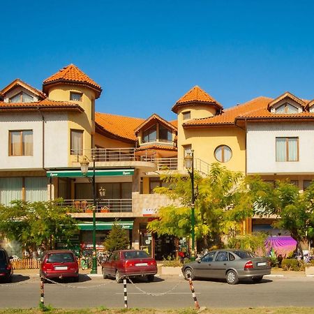 Hotel Queen Aydemir Luaran gambar