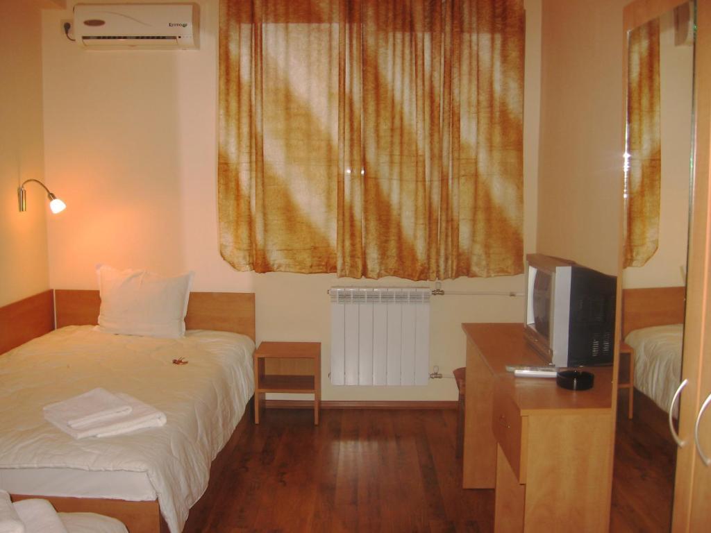 Hotel Queen Aydemir Bilik gambar
